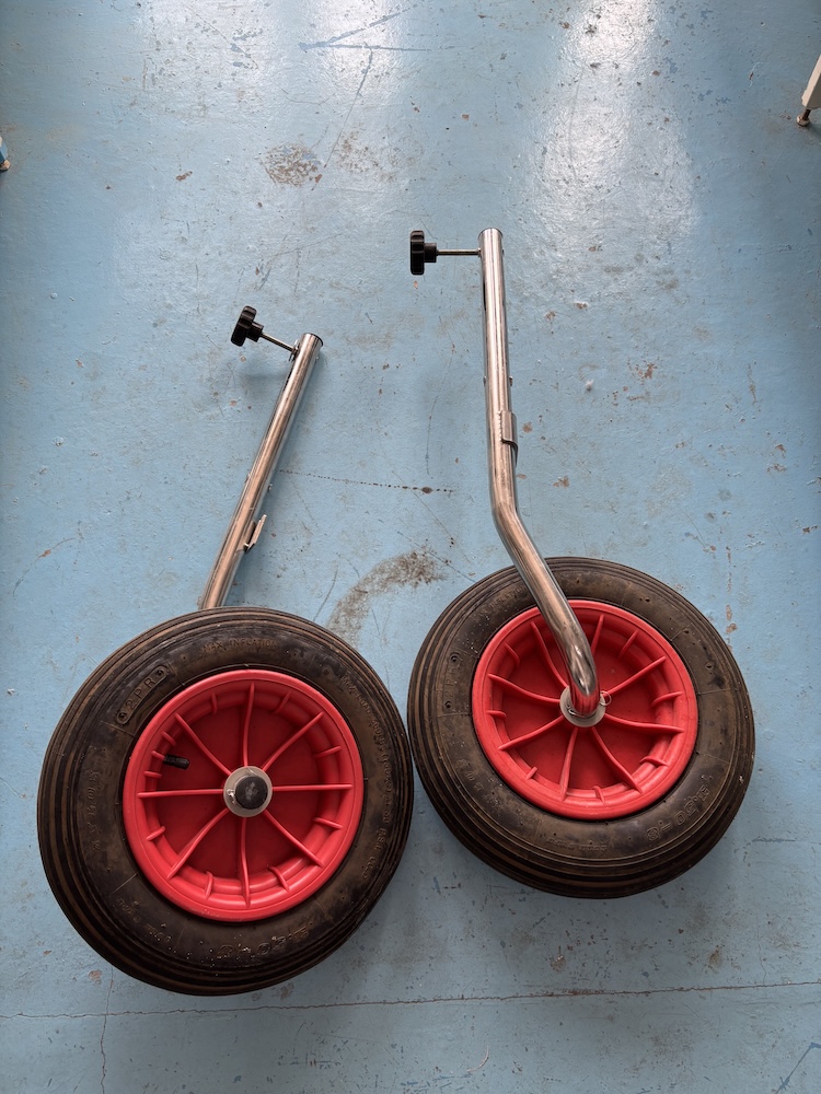 Neumática de 3,10 m con suelo de aluminio y quilla inflable