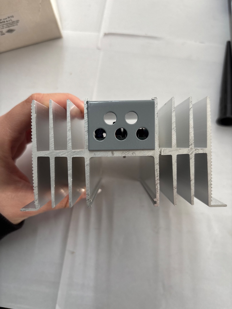 Voltage reducer 24-12V 10A